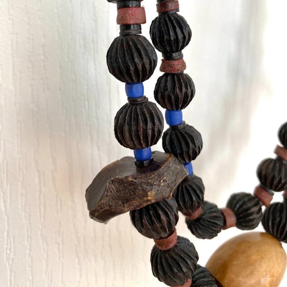 Handmade African Chunky Wood Beaded Necklace - Picture 7 of 13